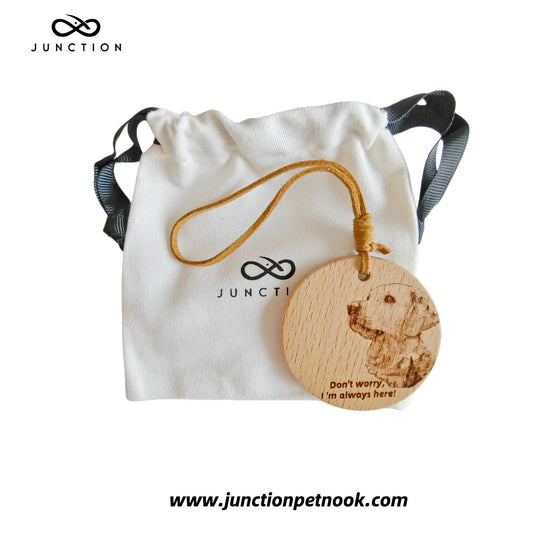 Golden Retriever Companion Energy Wooden Pendant for dog lovers.