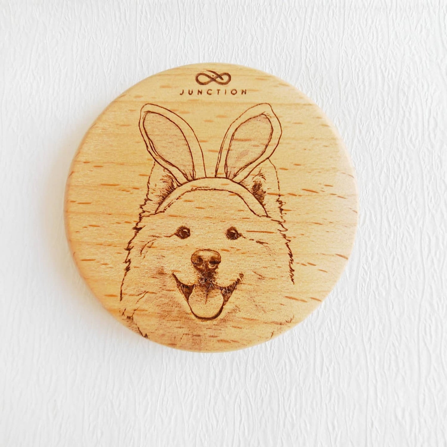 Samoyed Easter-unique-gift-for-pet-parents-natural-wood-grain-magnet-add-joy-to-pet-space