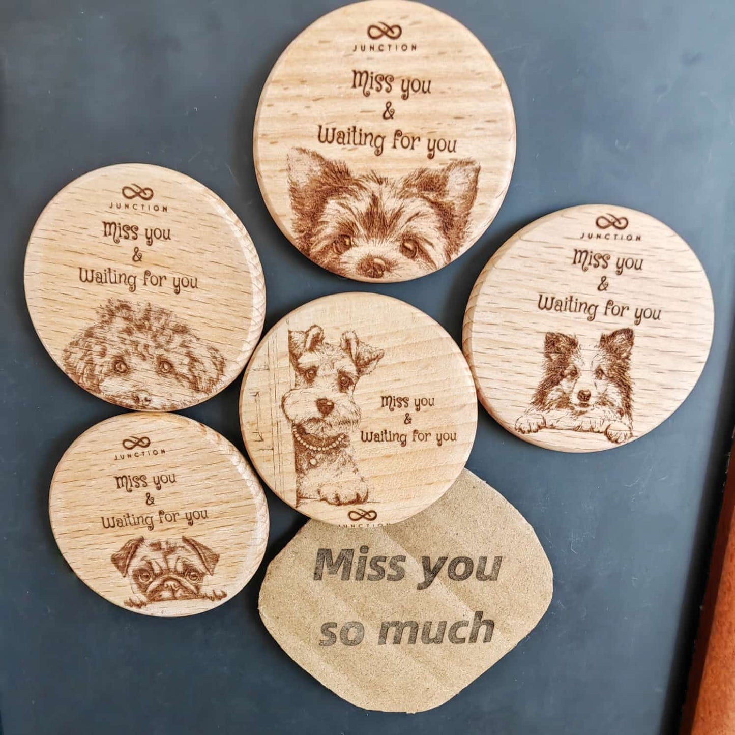 unique-gift-for-pet-parents-natural-wood-grain-magnet-add-joy-to-pet-space-"Miss You & Waiting" Pug Puppy 