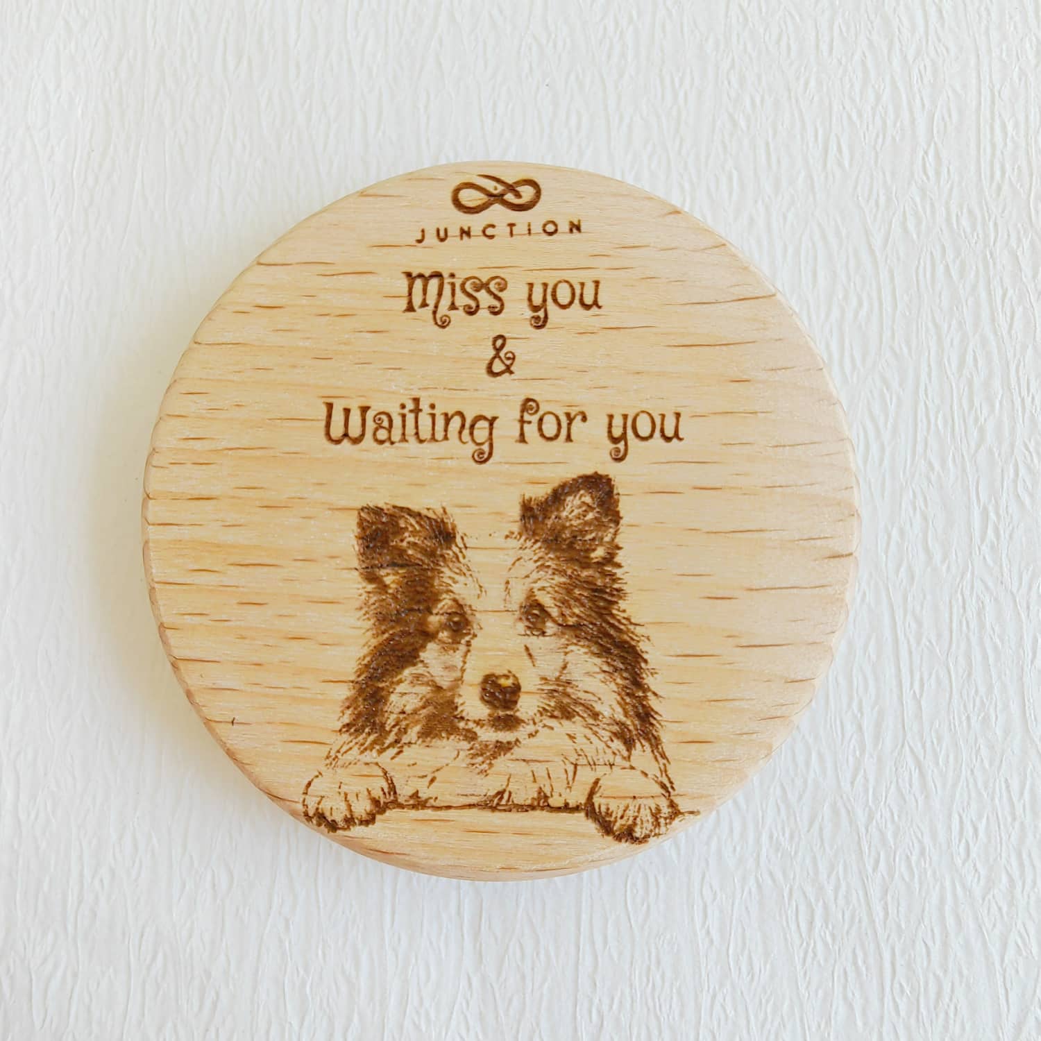 unique-gift-for-pet-parents-natural-wood-grain-magnet-add-joy-to-pet-space-"Miss You & Waiting" Rough Collie